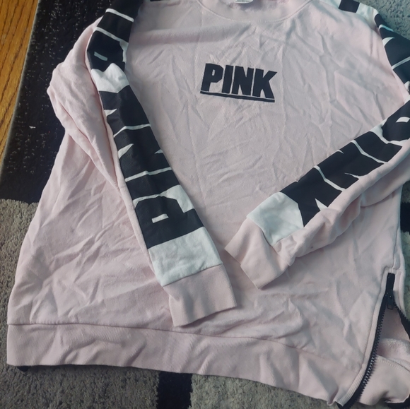 Pullover - Picture 2 of 2